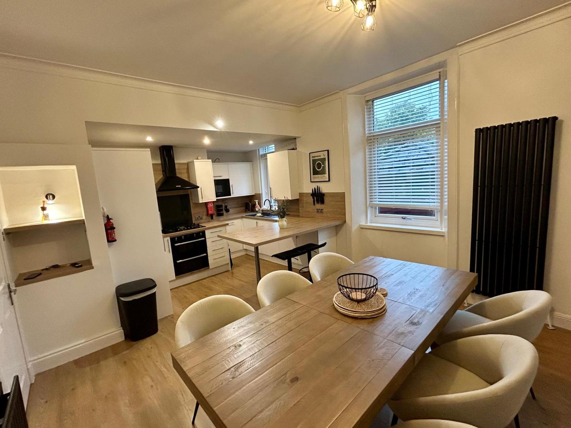 West Dunbartonshire Flat Lägenhet Dumbarton Exteriör bild