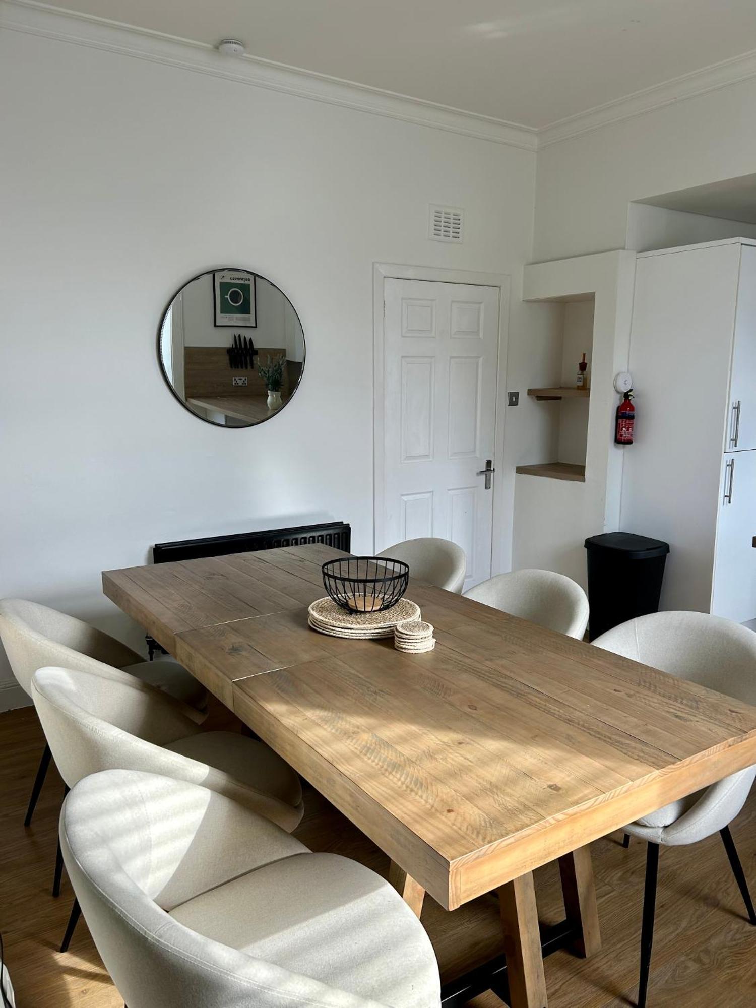 West Dunbartonshire Flat Lägenhet Dumbarton Exteriör bild